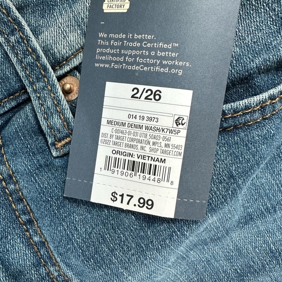 Universal Thread Shorts - 2 - Picture 5 of 5